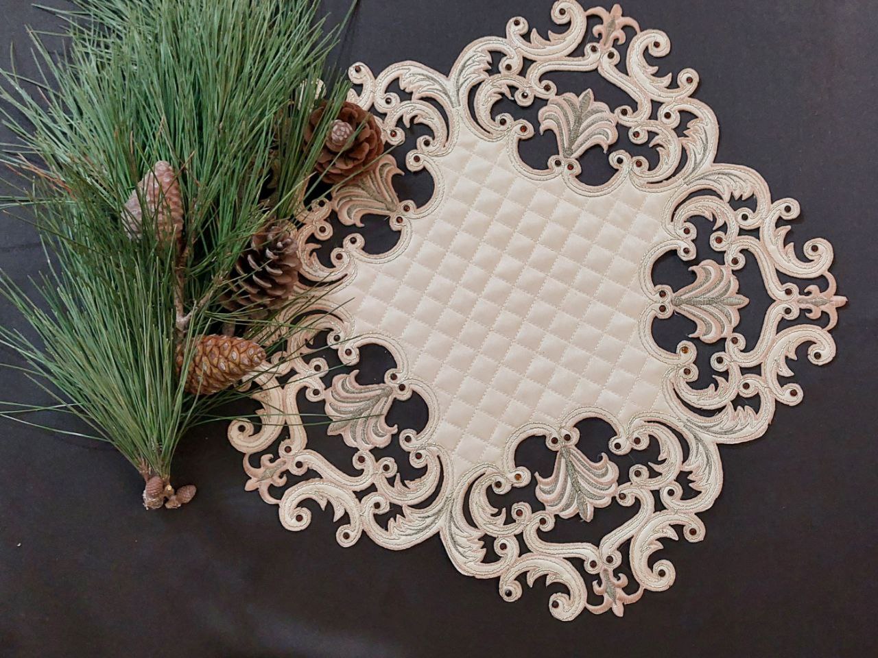 رومیزی گرد مدل سناتور