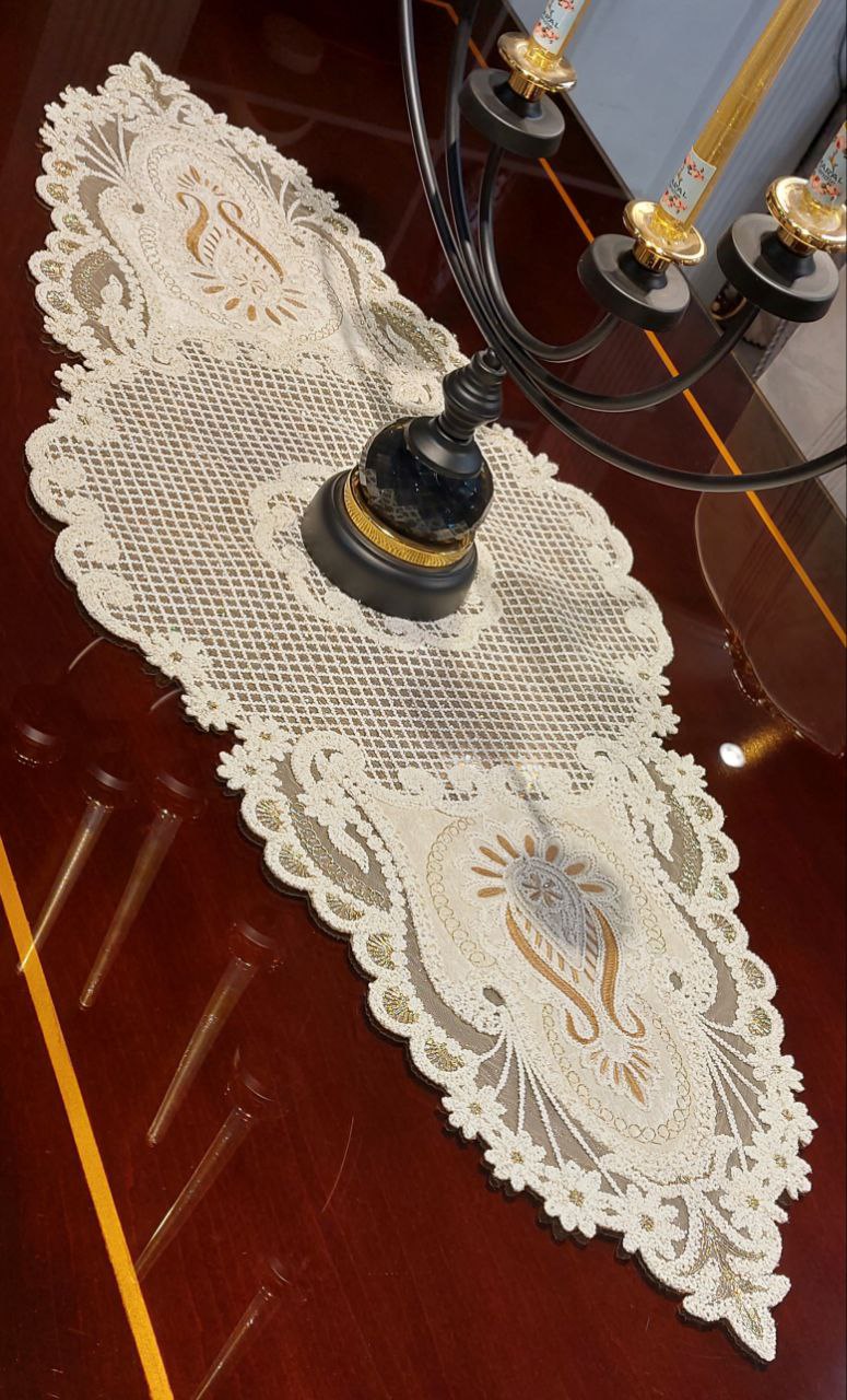 رانر و رومیزی مدل تاج 