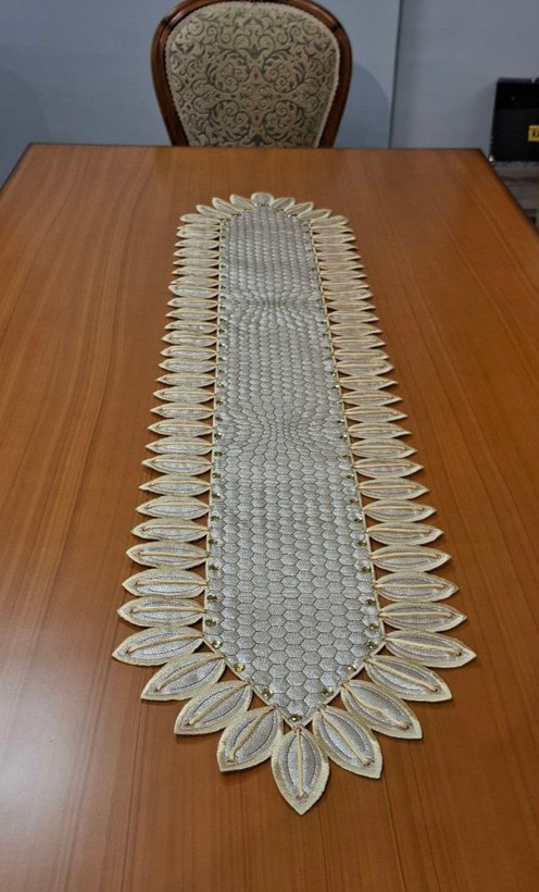 رانر و رومیزی آفتابگردان